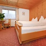 Rundblick Gaestehaus Tschagguns By Alpenfeder