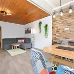 Rundblick Gaestehaus Tschagguns By Alpenfeder Apartment