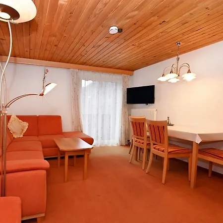 Rundblick Gaestehaus Tschagguns By Alpenfeder アパート
