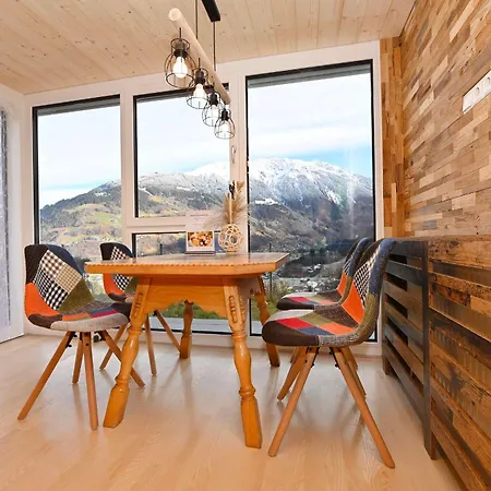 アパート Rundblick Gaestehaus Tschagguns By Alpenfeder シュルンス