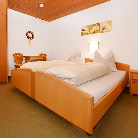 Rundblick Gaestehaus Tschagguns By Alpenfeder アパート *