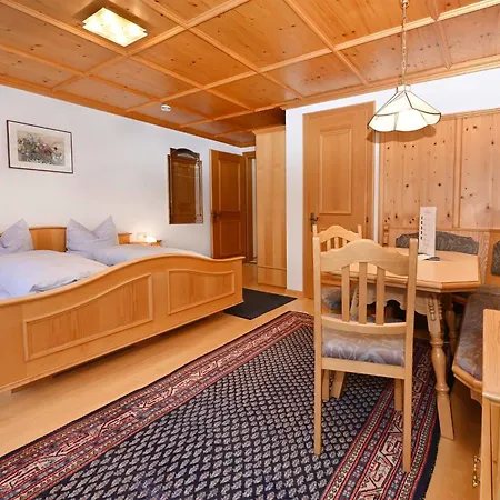 Apartment Rundblick Gaestehaus Tschagguns By Alpenfeder Schruns