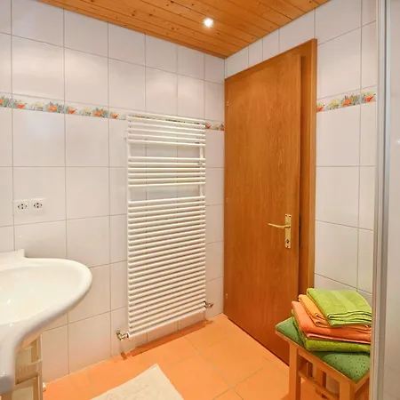 Rundblick Gaestehaus Tschagguns By Alpenfeder Schruns