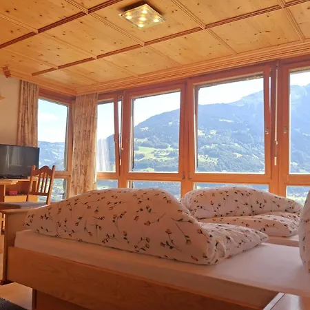 Rundblick Gaestehaus Tschagguns By Alpenfeder Schruns